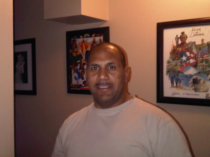 Date this athletic United States man David from Staten Island US3214