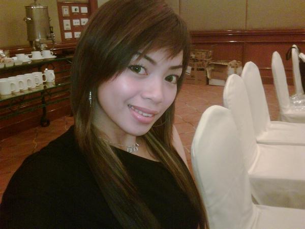Date this attractive Philippines girl Alaiza Mae from Talisay City PH230