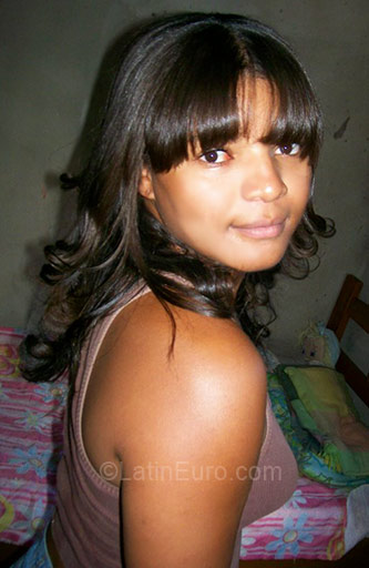 Date this funny Brazil girl Gislene from Minacu BR1589