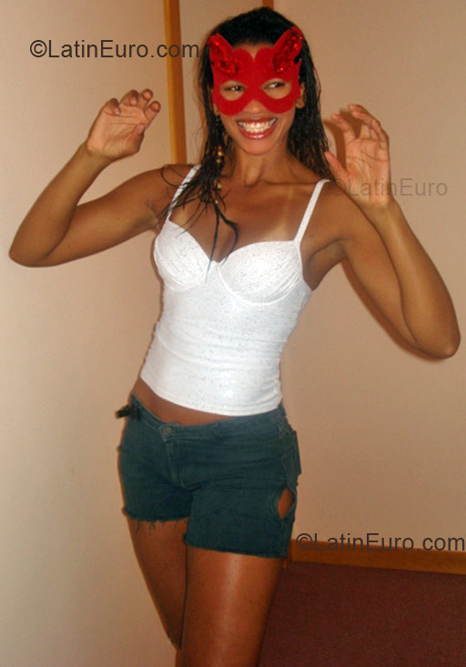 Date this stunning Brazil girl Ana from Sao Paulo BR1610