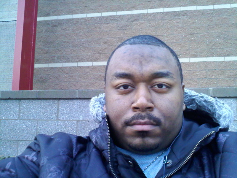 Date this gorgeous United States man Aaron from Renton US3725