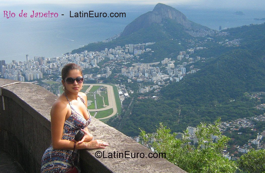 Date this gorgeous Brazil girl Andrea from Mogi Das Cruzesz BR1655