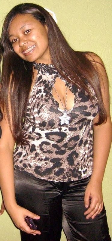 Date this pretty Brazil girl Thaisi from SÃo Paulo BR1720