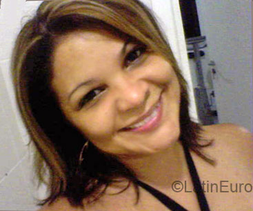 Date this voluptuous Brazil girl Raquel from Rio de Janeiro BR1740