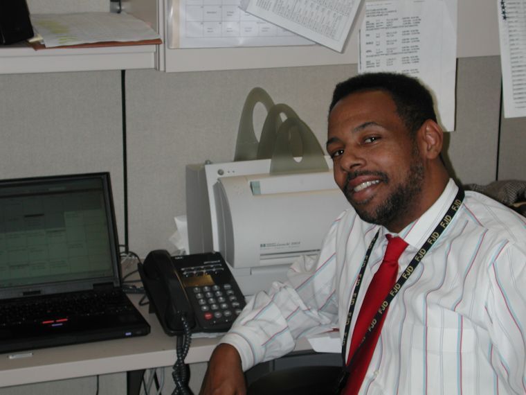Date this nice looking United States man MoJohnson from Philadelphia US4091