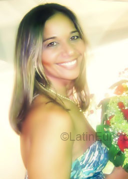 Date this happy Brazil girl Rita Brenda from Fortaleza BR1924