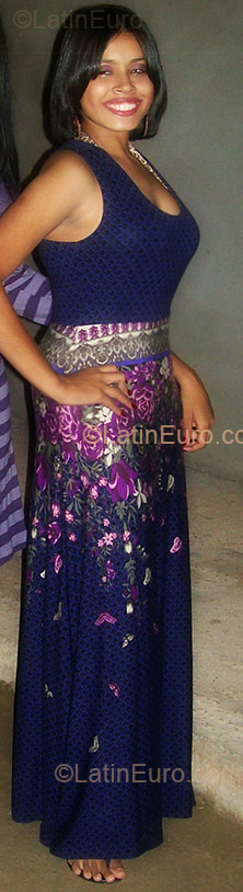 Date this foxy Brazil girl Nadia from Goiania BR1964