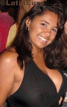 Date this georgeous Brazil girl Adriana from Rio de Janeiro BR2010