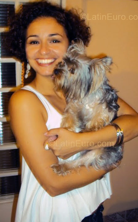 Date this sensual Brazil girl Sandra Cristina from Sorocaba BR6207