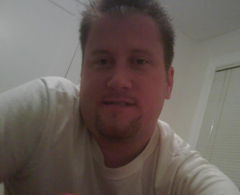 Date this tall United States man Networkguy36 from Portland US4872