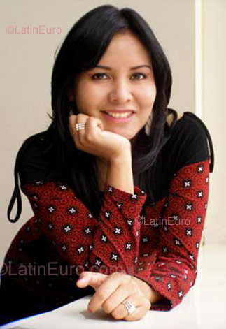 Date this lovely Peru girl Tania from Lima PE522