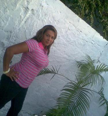 Date this delightful Colombia girl Ivon from Cartagena CO2686