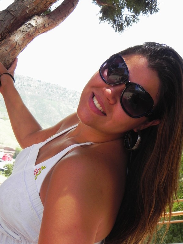 Date this gorgeous Brazil girl Ia from Sao Paulo BR2231