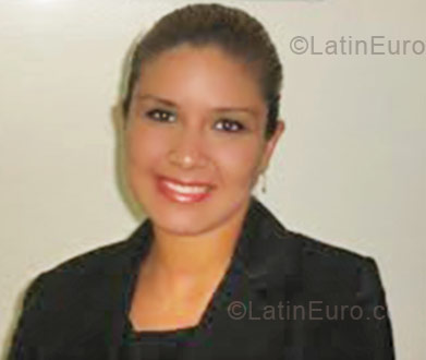Date this gorgeous Brazil girl Jakeline from Vila Velha BR2264
