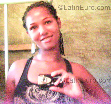 Date this hard body Brazil girl Roseli from Palmeiras BR6280