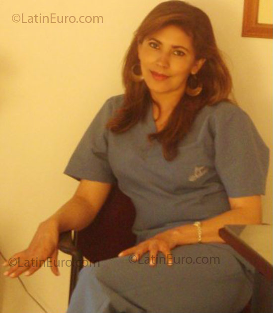 Date this georgeous Colombia girl Diana Fernanda from Bogota CO2928