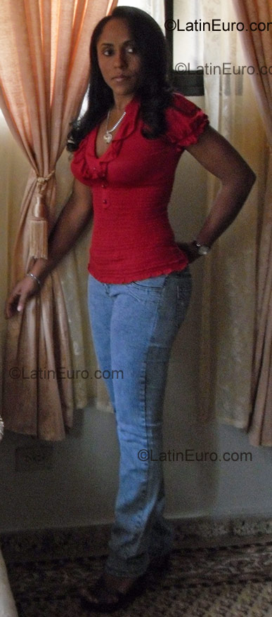 Date this funny Dominican Republic girl Belkis from Santo Domingo Este DO3358