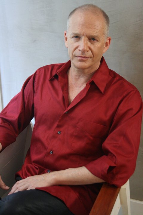 Date this passionate United States man Robert from Beverly Hills US5639