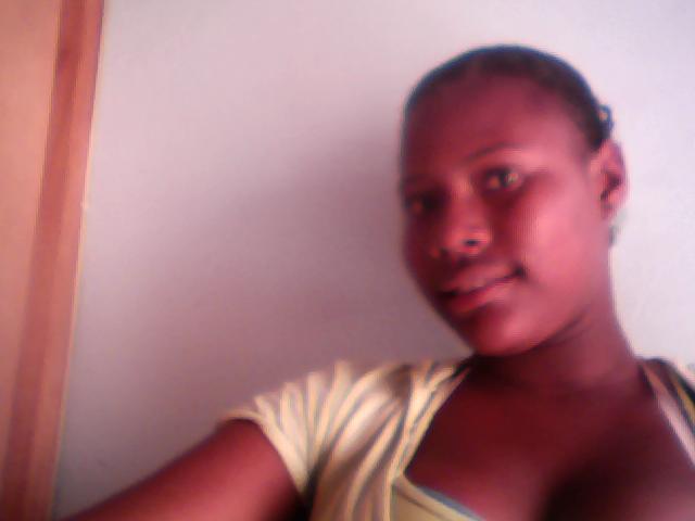 Date this delightful Algeria girl Yanelis lucia from san juan de uraba DZ2