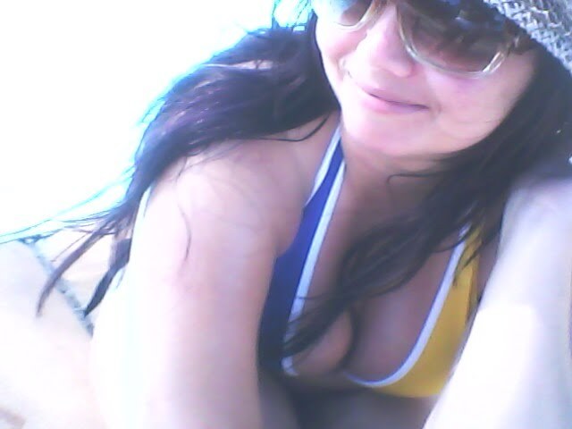 Date this fun Brazil girl Karolinne from Sao Paulo BR2485