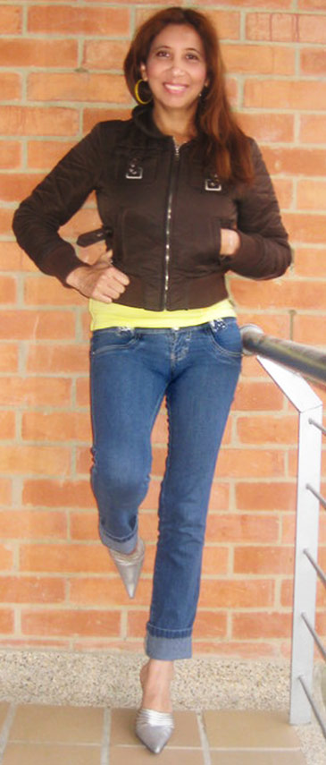 Date this georgeous Colombia girl ZORAYXX from Bogota CO3936