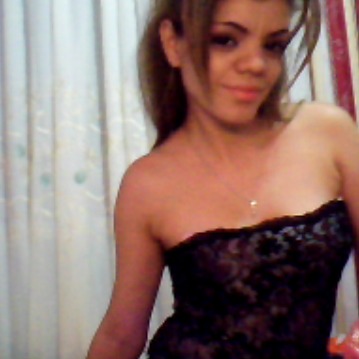 Date this athletic Colombia girl Monix from Pereira CO4263