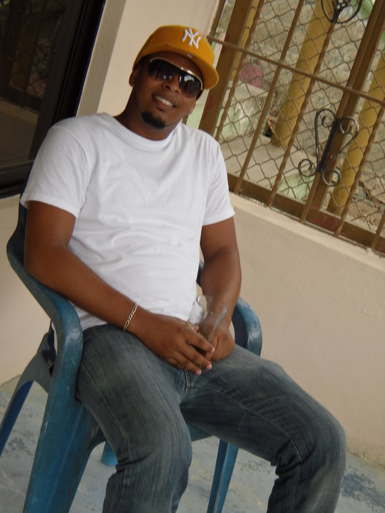 Date this tall Dominican Republic man Edgar from Santo Domingo DO4397