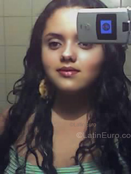Date this young Brazil girl Nubia from Contagem BR3126