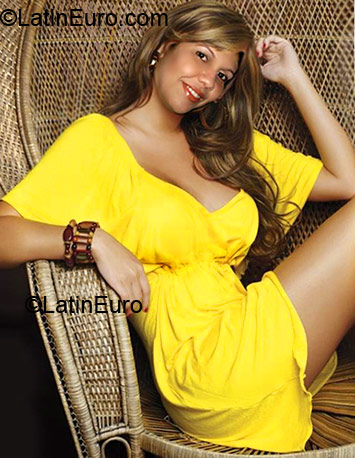 Date this fun Brazil girl Joelita from Cruzeiro Do Sul BR3923