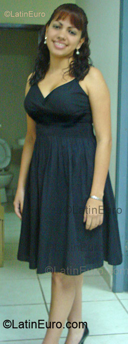 Date this georgeous Honduras girl Karen from Tegucigalpa HN191