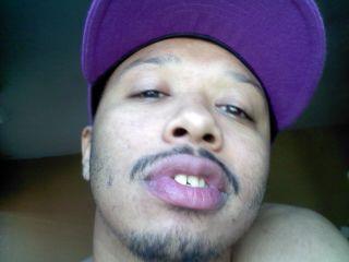 Date this funny United States man Joshua from Philadelphia US6369