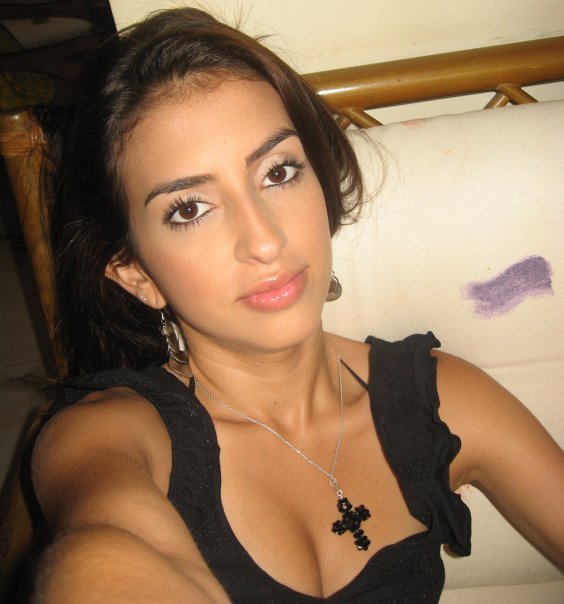 Date this voluptuous Colombia girl G. ALEJANDRA from Neiva CO6699