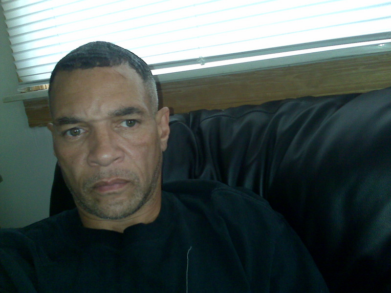 Date this happy Brazil man Greeneyes313 from Detroit BR3274