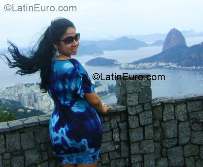 Date this lovely Brazil girl Yana Leandra from Manaus BR3331