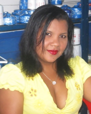 Date this tall Colombia girl Yuris from Cartagena CO4605