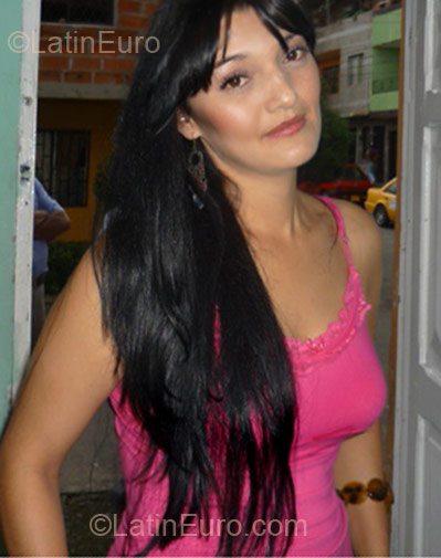 Date this cute Colombia girl Sandra maria from Medellin CO4631