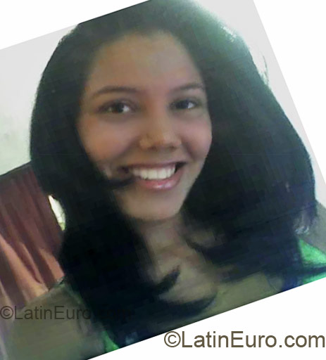 Date this voluptuous Colombia girl Lorena Diaz from Santa Marta CO4685