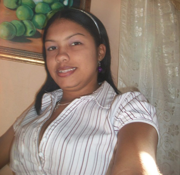 Date this tall Dominican Republic girl Jenny from Dominican Republic DO4900