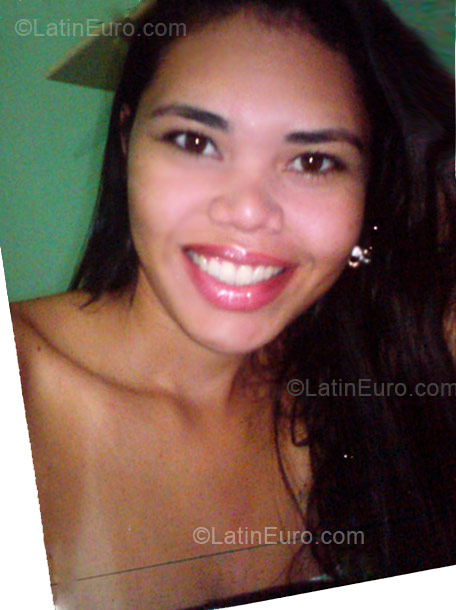 Date this funny Brazil girl Erikarla from Manaus BR3441