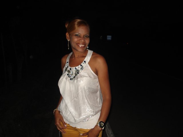 Date this charming Dominican Republic girl Lucenia from La Vega DO5076