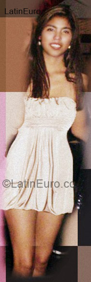 Date this lovely Peru girl Estefany from Lima PE328