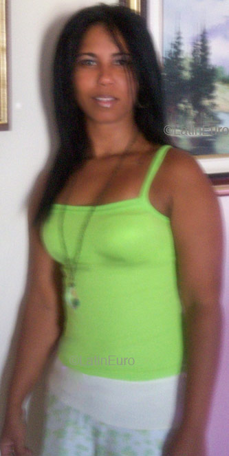 Date this exotic Brazil girl Andreia from Rio De Janeiro BR3628