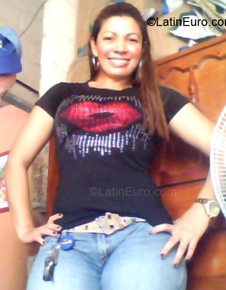 Date this exotic Colombia girl Katy Elena from Valledupar CO5090