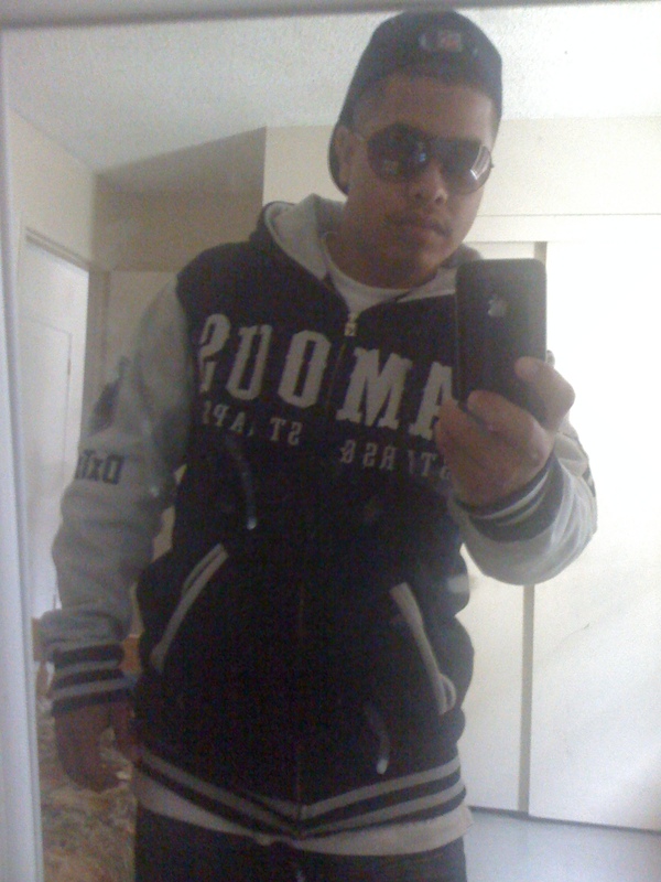 Date this sensual United States man Luis from Lake Elsinore US7579