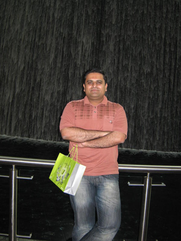 Date this good-looking United Arab Emirates man Yaroo_2005 from Dubai AE13