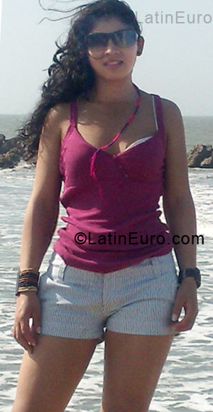 Date this sensual Ecuador girl Maria from quito CO5123