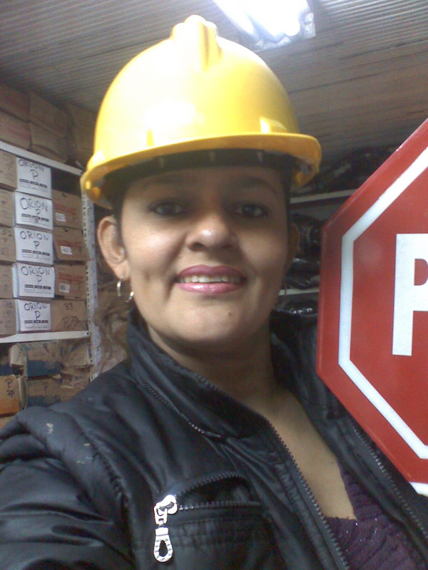 Date this georgeous Colombia girl Eunice from Bogota CO5278