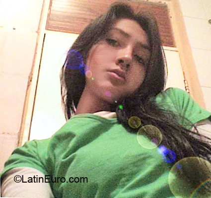 Date this funny Colombia girl Leidy Johana from Bogota CO5312