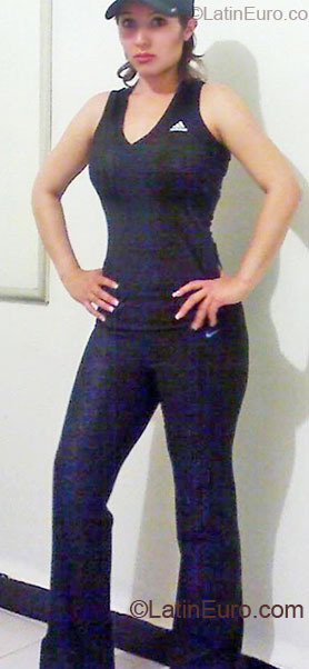 Date this nice looking Mexico girl Jessica from Mexico City MX228