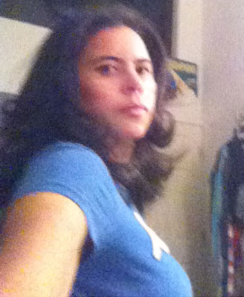 Date this hard body United States girl Claudia Maria from Philadelphia US7919